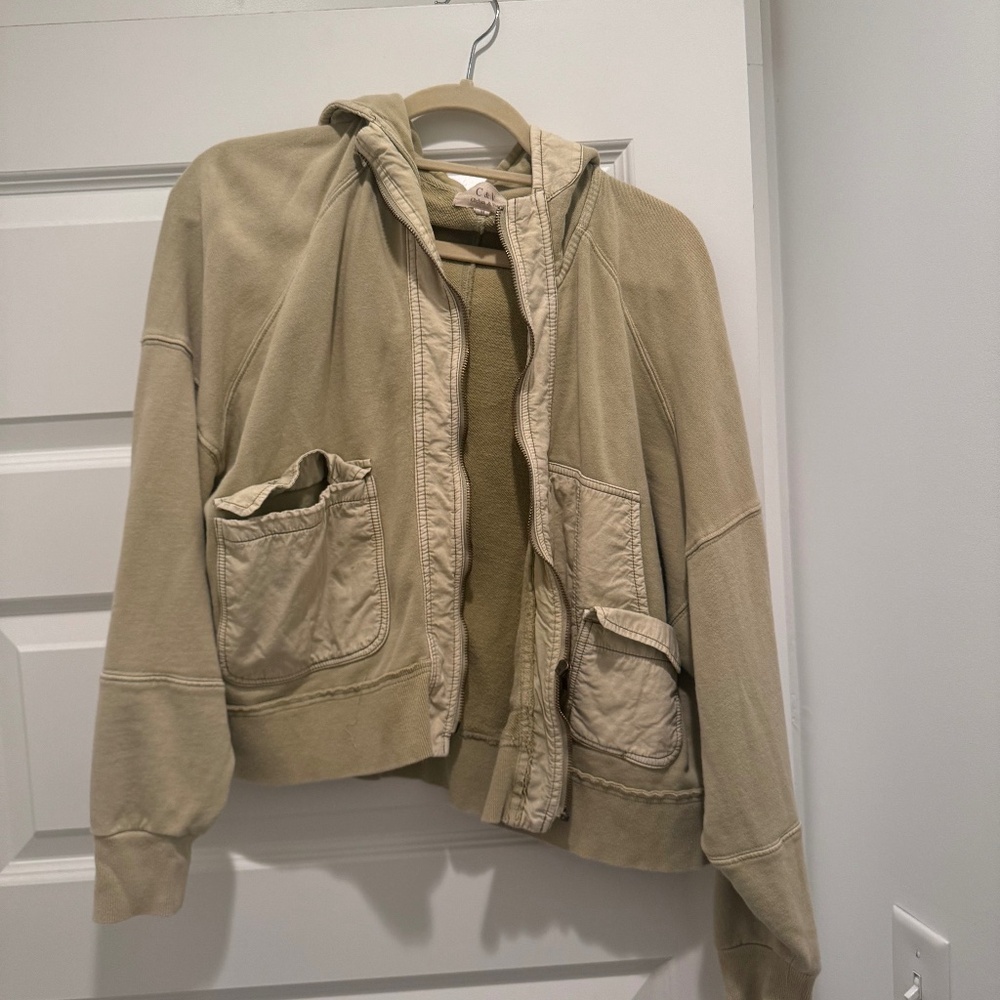 Chelsea & Violet Green Hoodie size M